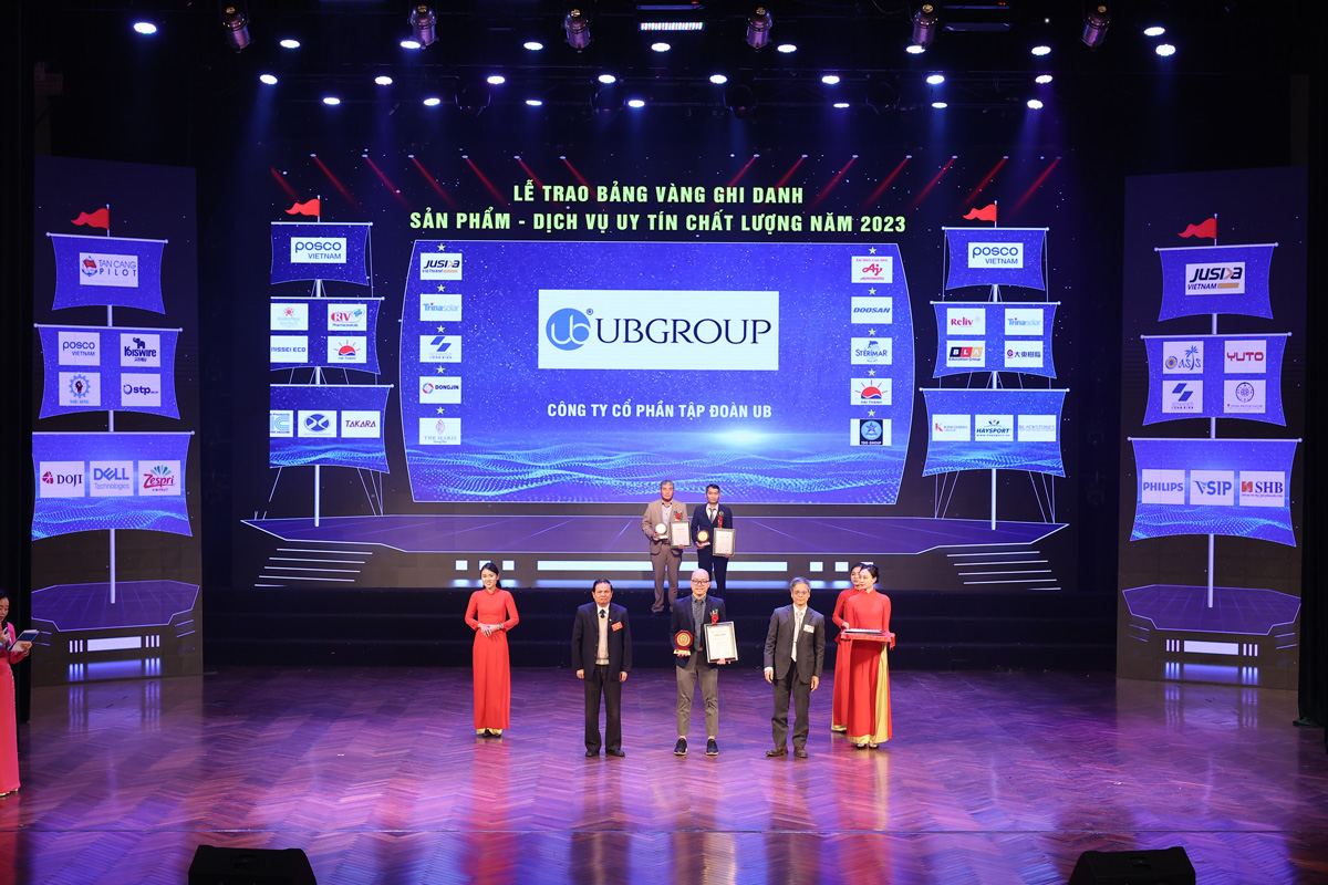 UB GROUP ĐƯỢC VINH DANH TẠI GIẢI THƯỞNG DOANH NHÂN DOANH NGHIỆP XUẤT SẮC ​​- DỊCH VỤ UY TÍN - CHẤT LƯỢNG NĂM 2023